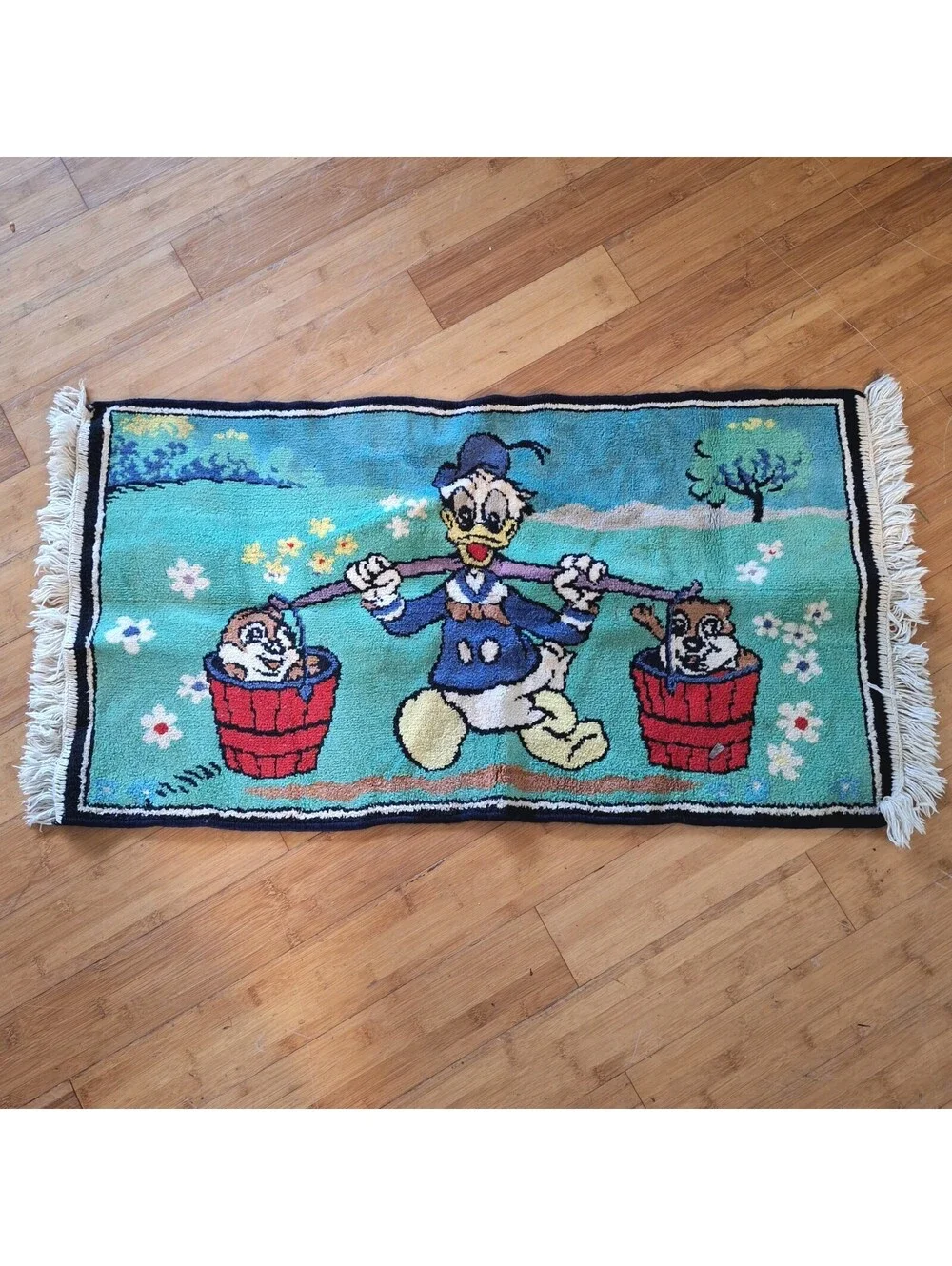 VTG Disney Donald Duck Chip & Dale Belgian Cotton Rug Wallhanging Tassels 21x40